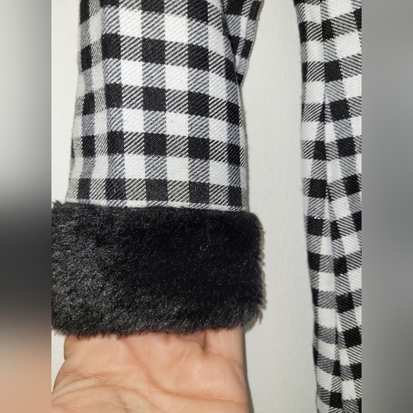 Young Land Knit to Woven Black & White Houndstooth Faux Fur Pea Coat Size 5 - Picture 4 of 14
